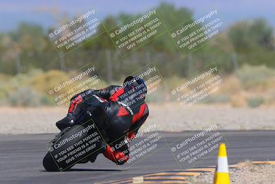 media/Sep-25-2023-Moto Forza (Mon) [[81ffa65e0a]]/B-C Group/Session 4 (Turn 2 Backside)/